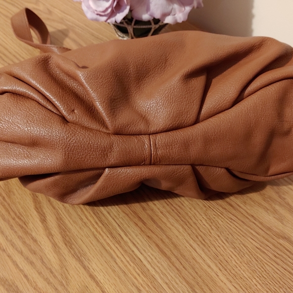 Liz Claiborne Shoulder Bag - Picture 10 of 14